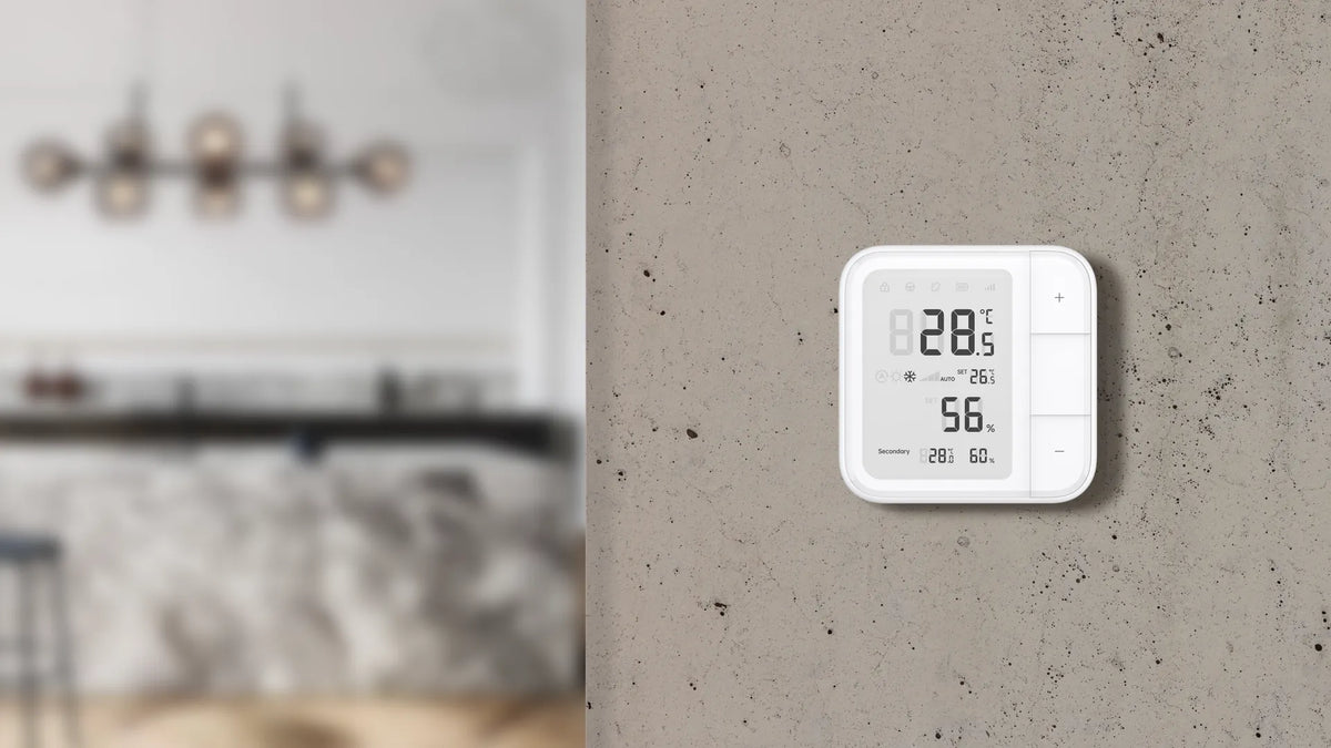 Temperatur- og fuktighetsmåler med skjerm og Bluetooth. Følg temperatur og luftfuktighet direkte på skjermen eller i appen for et bedre inneklima.