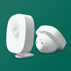 Smart bevegelsessensor med Zigbee som registrerer aktivitet og kan styre lys, varslinger og automatiseringer.